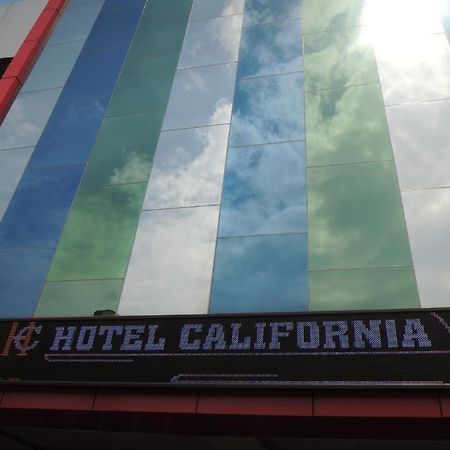 California Hotel Jakarta Ngoại thất bức ảnh