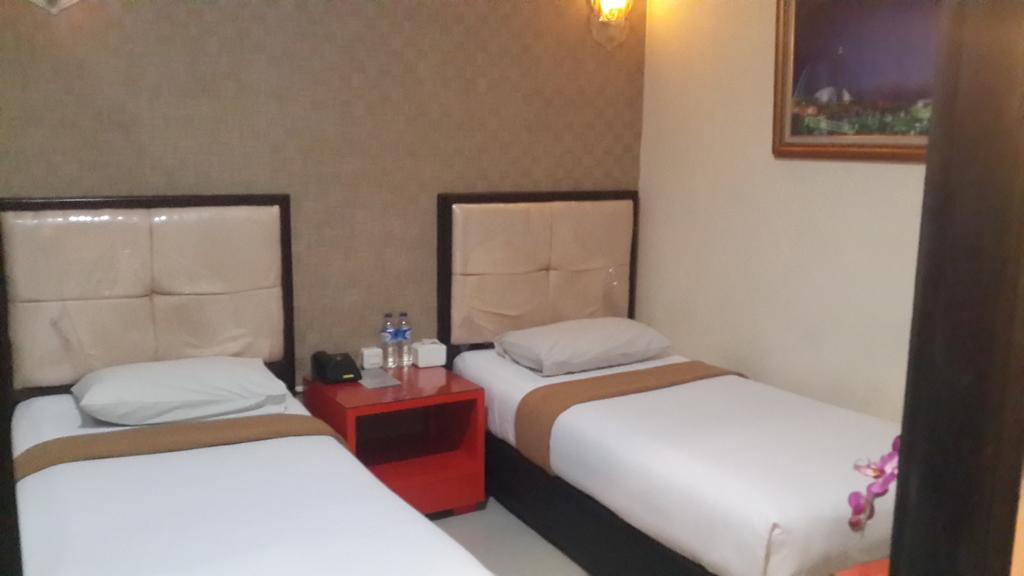 California Hotel Jakarta Ngoại thất bức ảnh