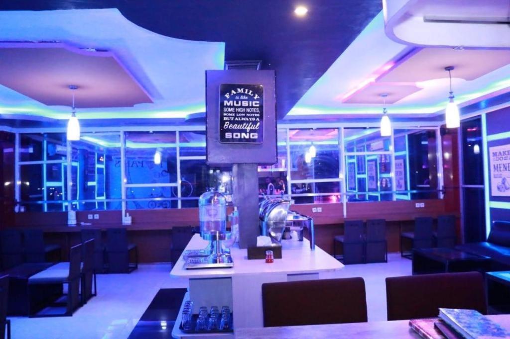 California Hotel Jakarta Ngoại thất bức ảnh