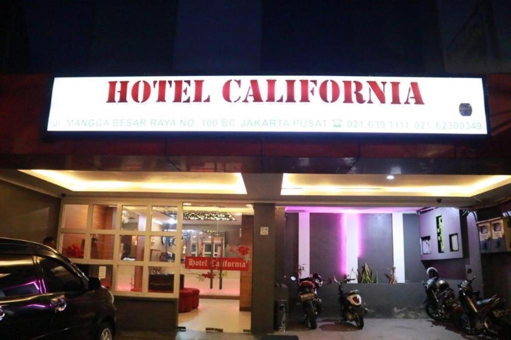 California Hotel Jakarta Ngoại thất bức ảnh
