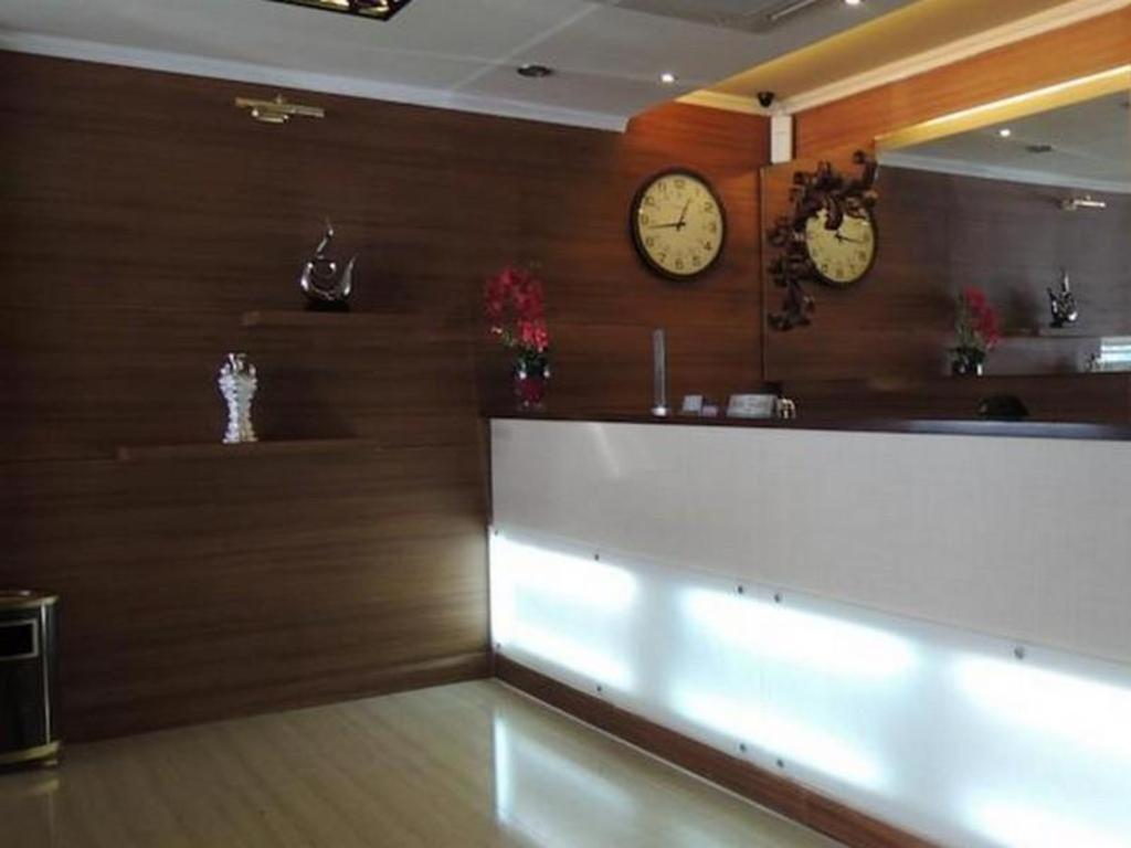 California Hotel Jakarta Ngoại thất bức ảnh