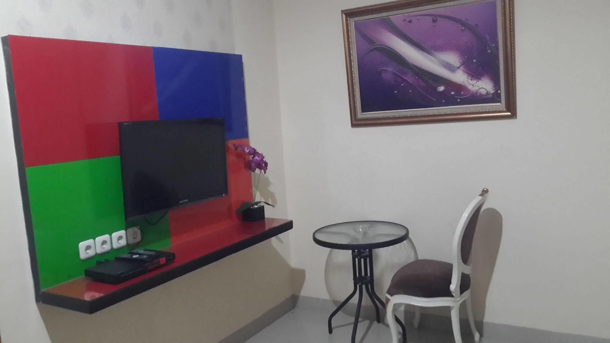 California Hotel Jakarta Ngoại thất bức ảnh