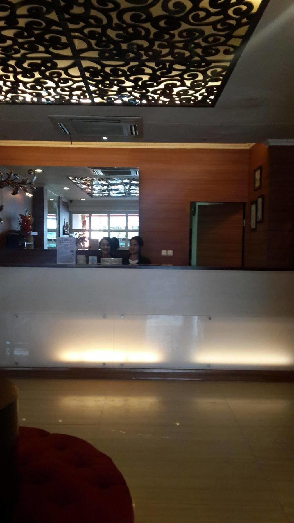 California Hotel Jakarta Ngoại thất bức ảnh