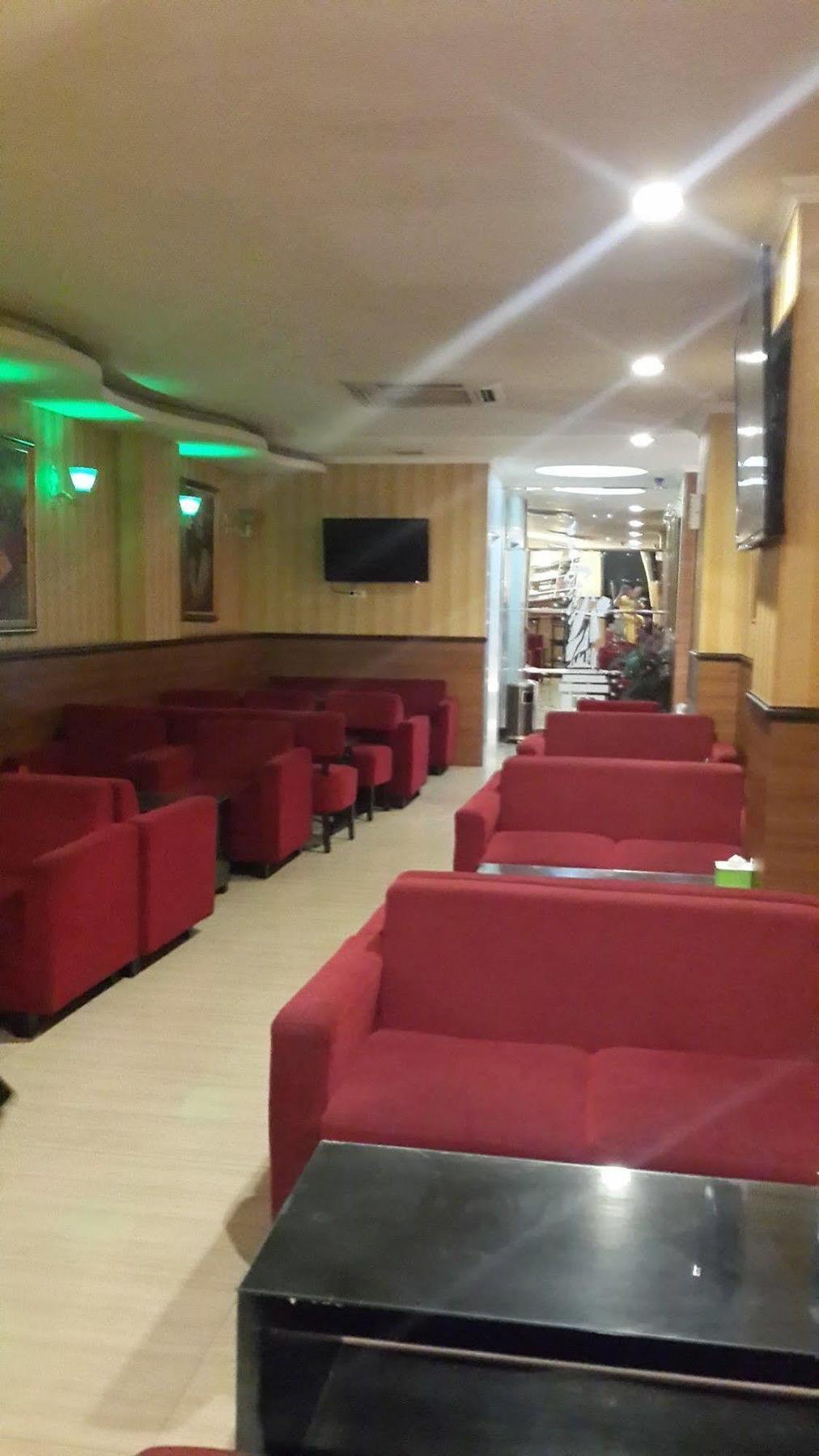 California Hotel Jakarta Ngoại thất bức ảnh